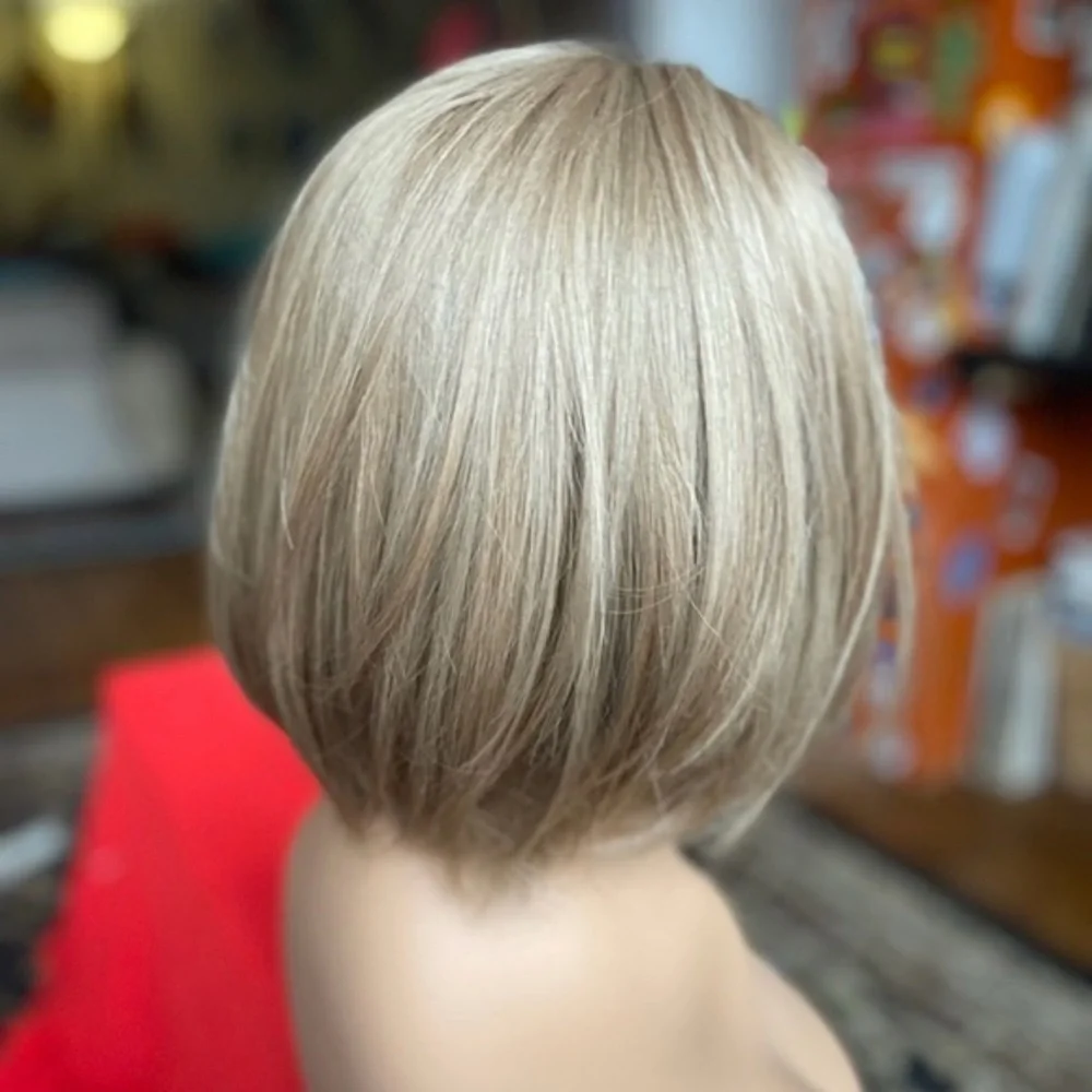 Champagne dirty blonde lace bob wig
